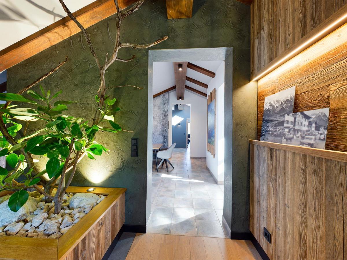Hausberg No. 2 // Neu Apartment การ์มิช-พาร์เทนเคียร์เชน ภายนอก รูปภาพ